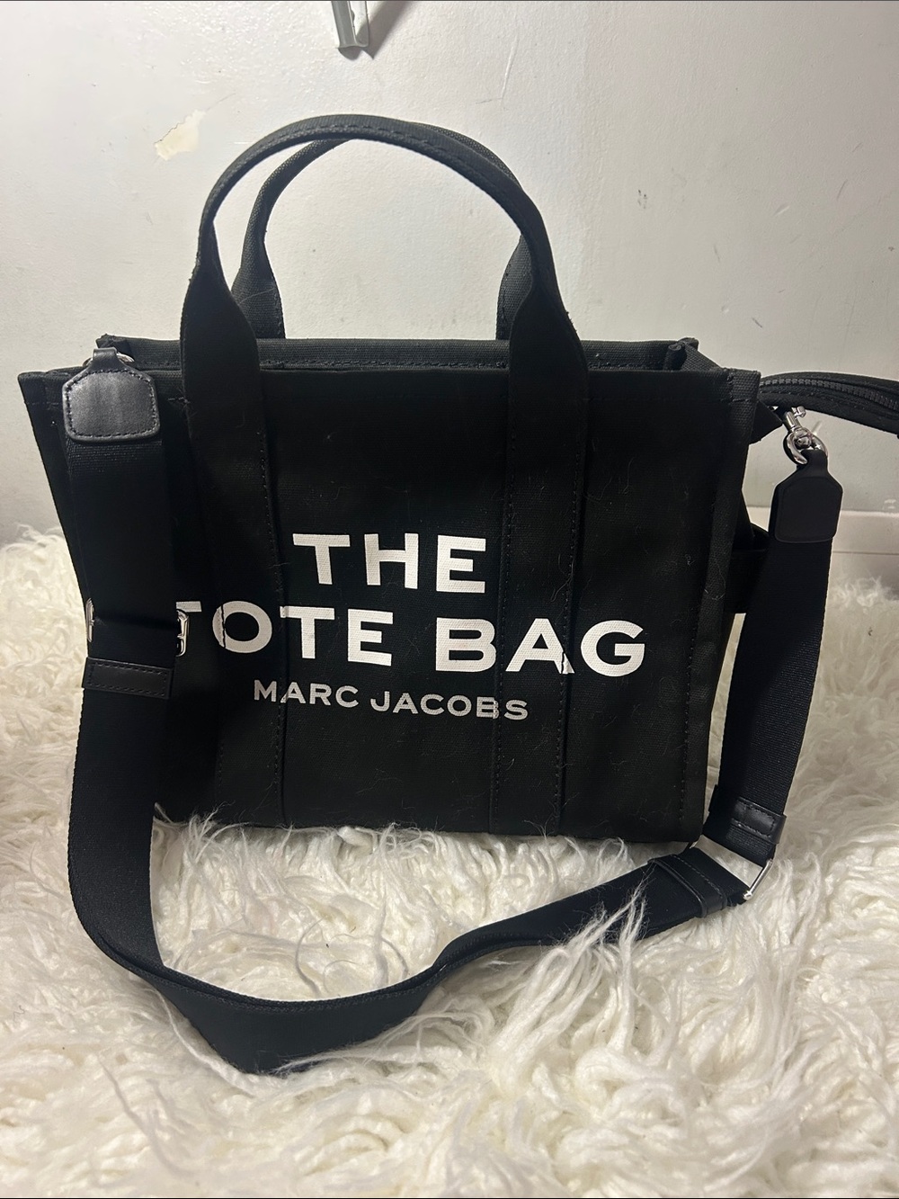 Marc Jacobs Black The Tote Bag with Adjustable Strap medium - Picture 2 of 10